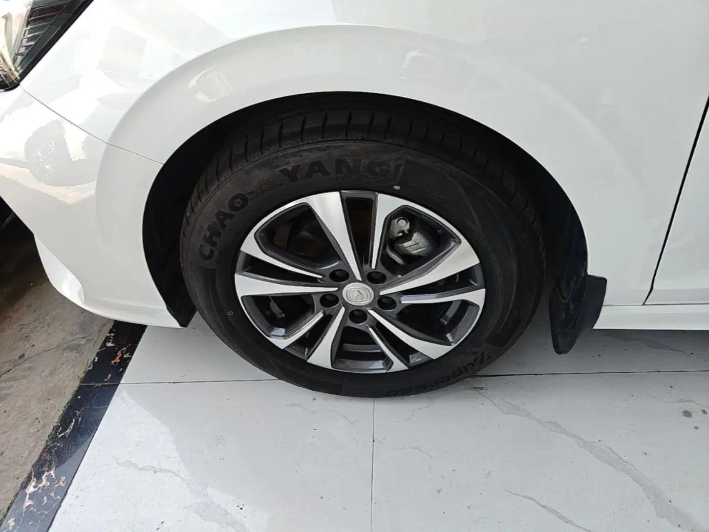 CHANGAN Eado 2023 Changan Edition PLUS Blue Whale NE 1.4T GDI DCT Prestige Version — миниатюра 10