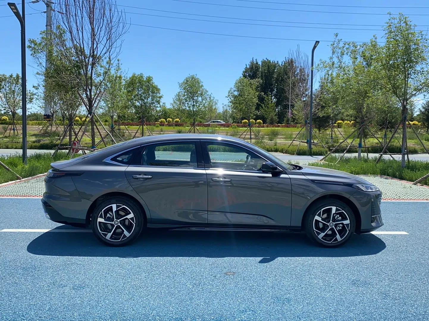 CHANGAN Eado 2026 Model, Fourth Generation, 1.5T 500Bar Enjoyment Edition — миниатюра 3