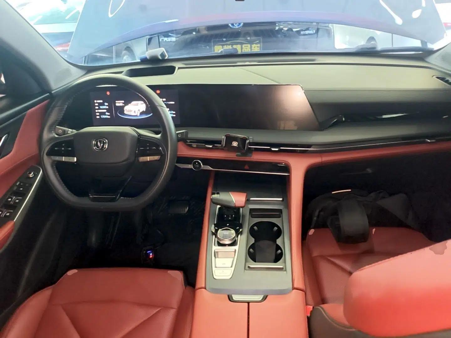 CHANGAN CS75 PLUS 2022 2nd Generation 2.0T Automatic Navigation Version — миниатюра 12