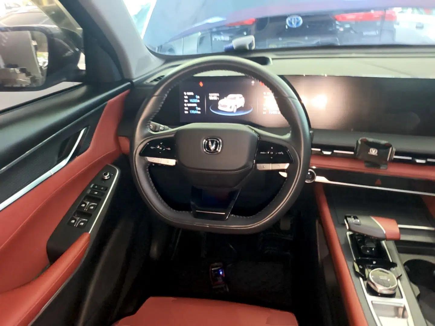 CHANGAN CS75 PLUS 2022 2nd Generation 2.0T Automatic Navigation Version — миниатюра 13