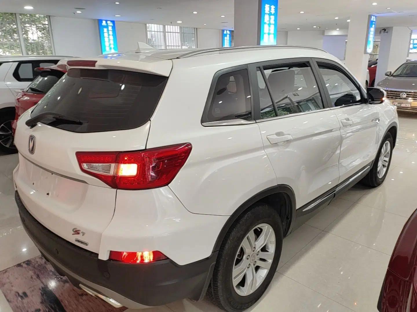CHANGAN CS75 2016 1.8T Automatic Elite Model China V Standard — миниатюра 6