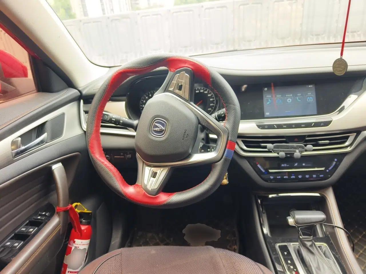 CHANGAN CS35PLUS 2018 1.6L Automatic Yue Lian Edition China V Standard — миниатюра 10