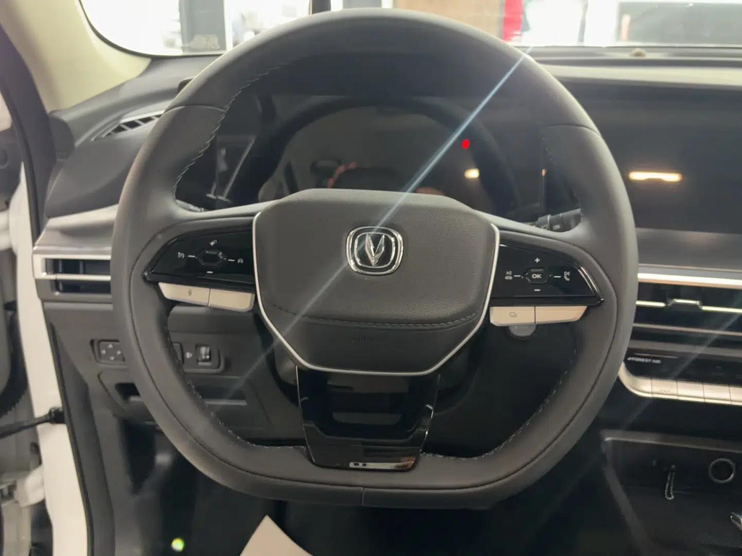CHANGAN CS35PLUS 2023 Enjoy Edition 1.4T DCT Luxury Model — миниатюра 14