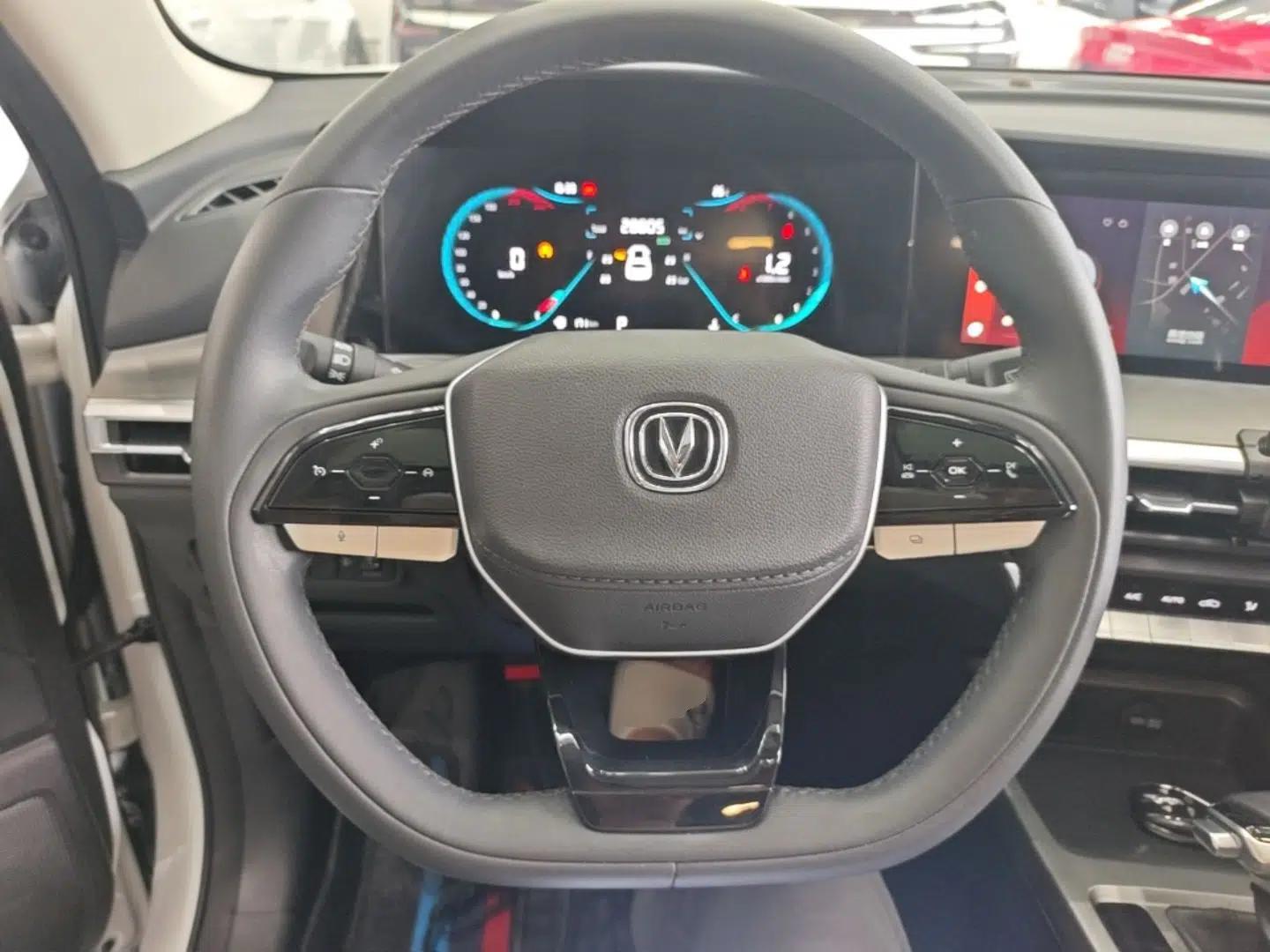 CHANGAN CS35PLUS 2023 Enjoy Edition 1.4T DCT Luxury Model — миниатюра 13