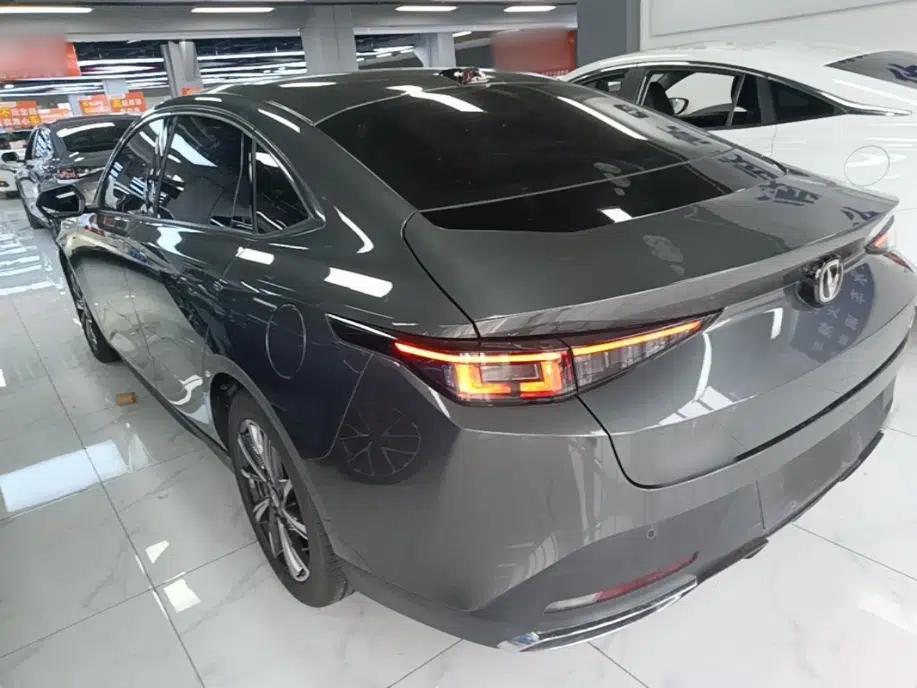 CHANGAN Eado DD 2023 Blue Whale NE 1.5T GDI DCT Navigation Model — миниатюра 4