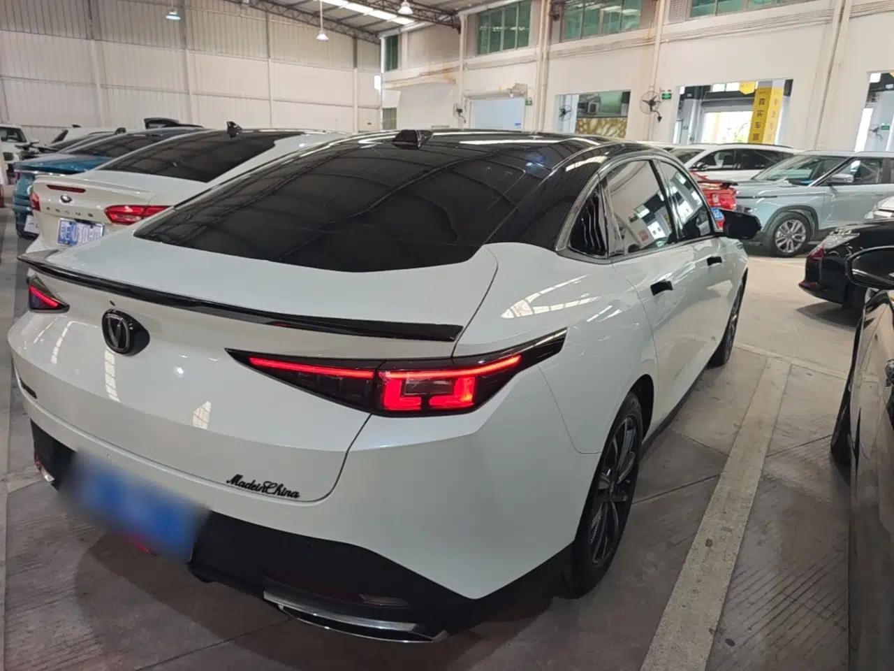 CHANGAN Eado DD 2023 Blue Whale NE 1.5T GDI DCT Navigation Model — миниатюра 6