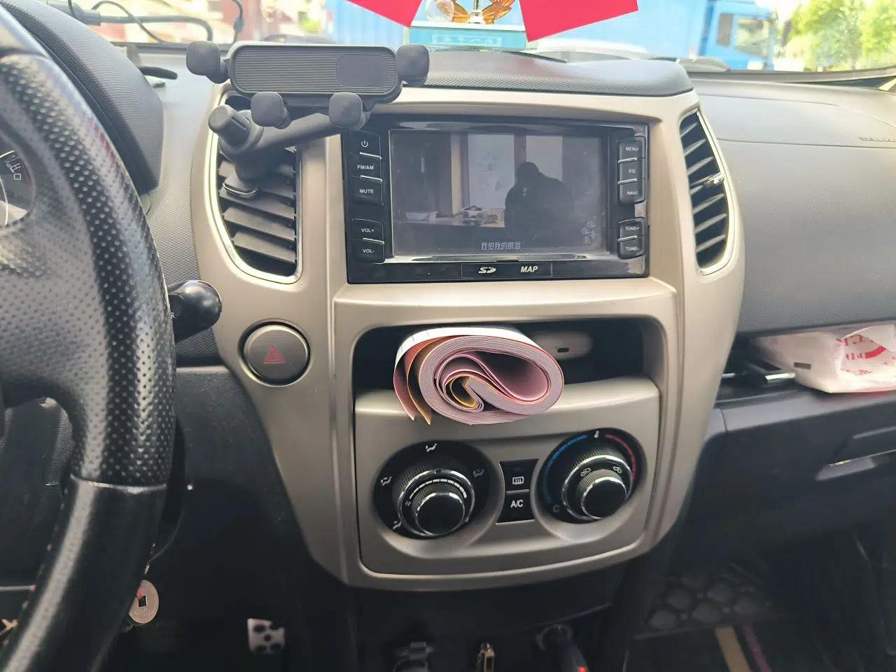 Great Wall M4 2012 1.5L Manual Luxury Version — миниатюра 13