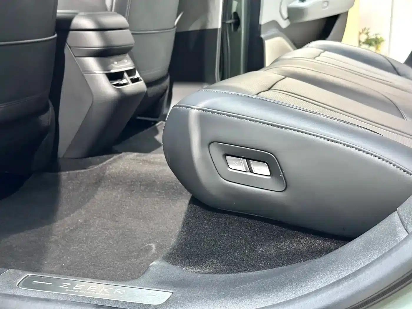 Jike 007 2025 Long Range Rear-Wheel Drive Intelligent Driving Edition 100kWh — миниатюра 13