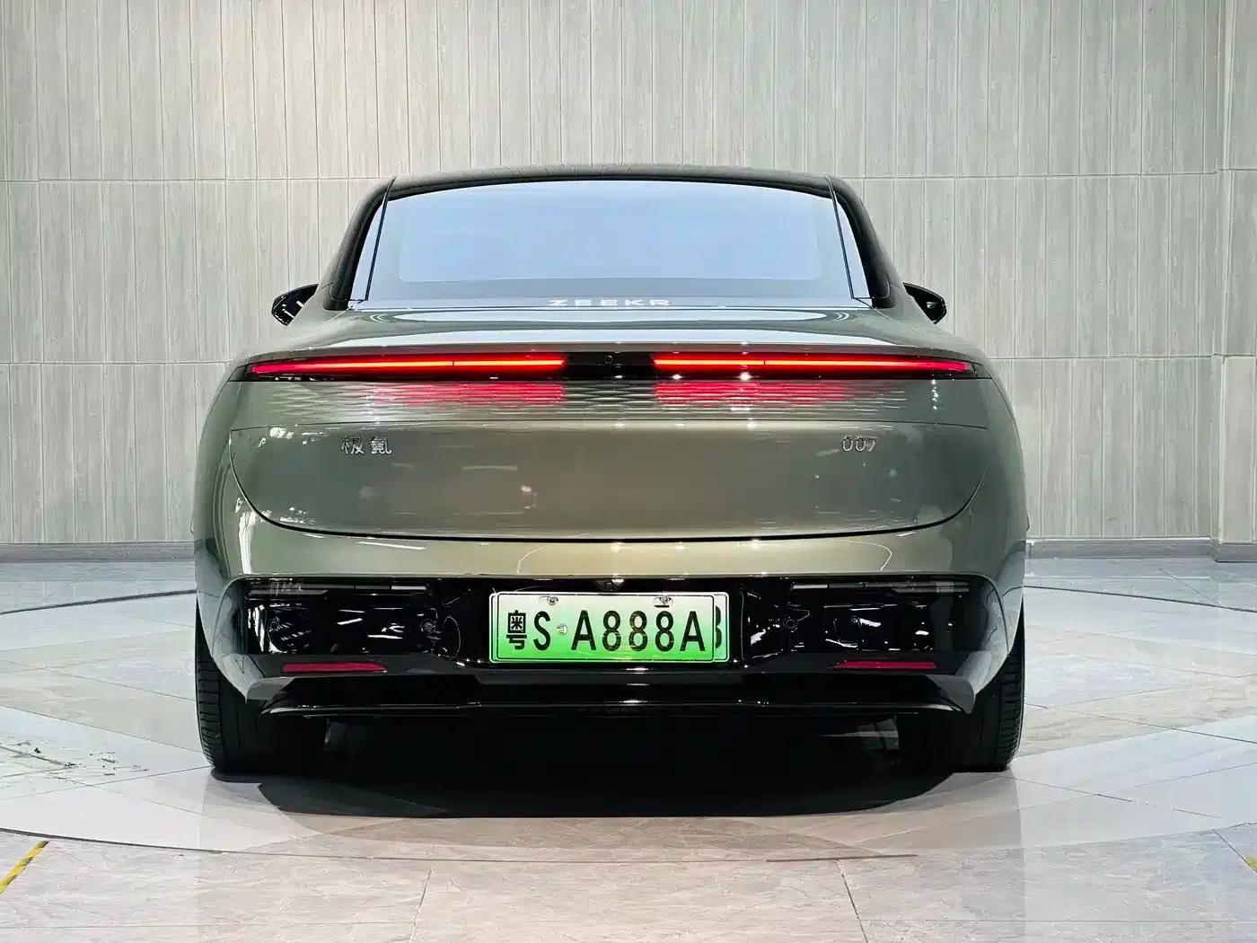 Jike 007 2025 Long Range Rear-Wheel Drive Intelligent Driving Edition 100kWh — миниатюра 6