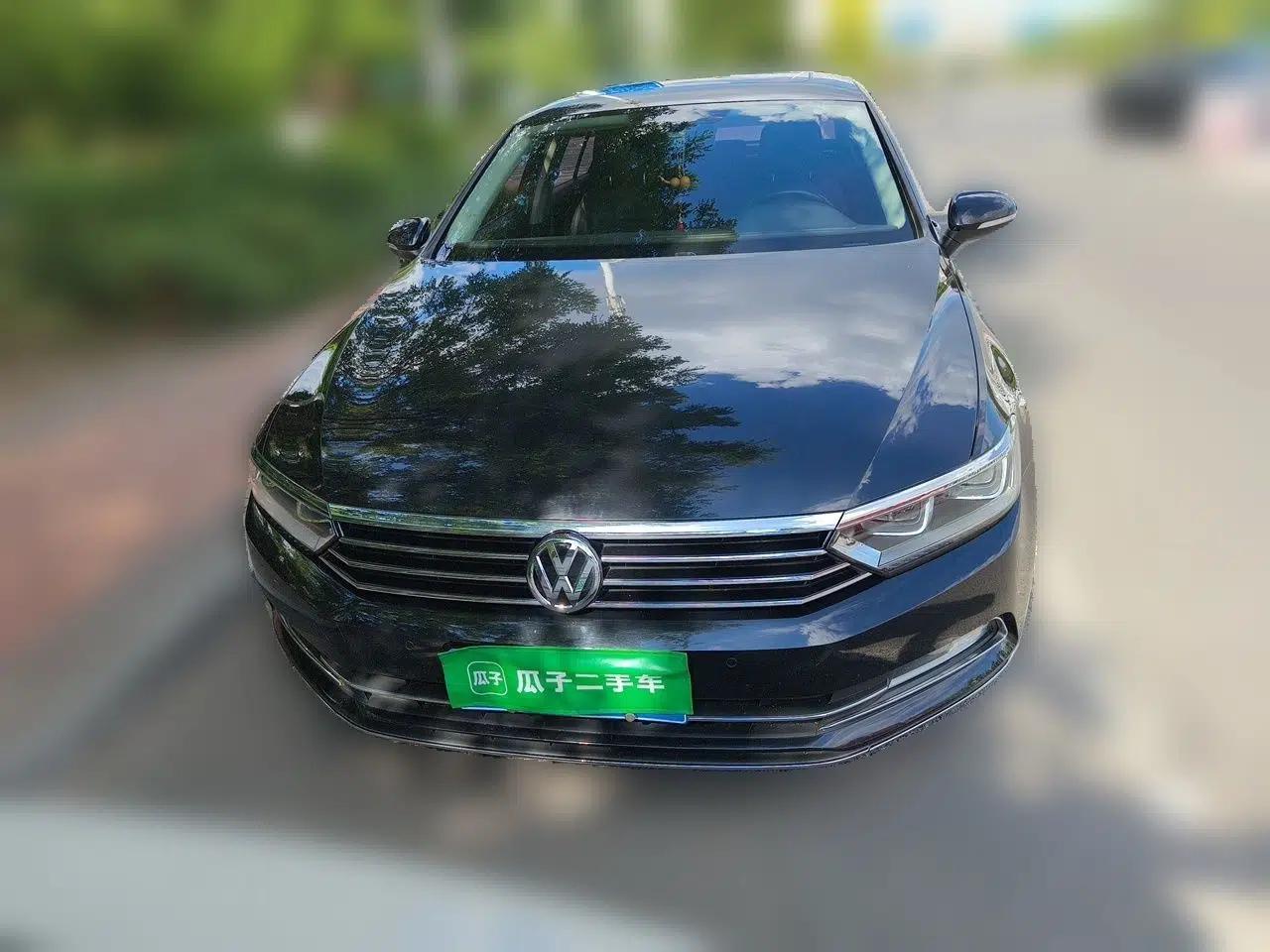 Volkswagen Magotan 2018 Facelift 330TSI DSG Luxury Model — миниатюра 2