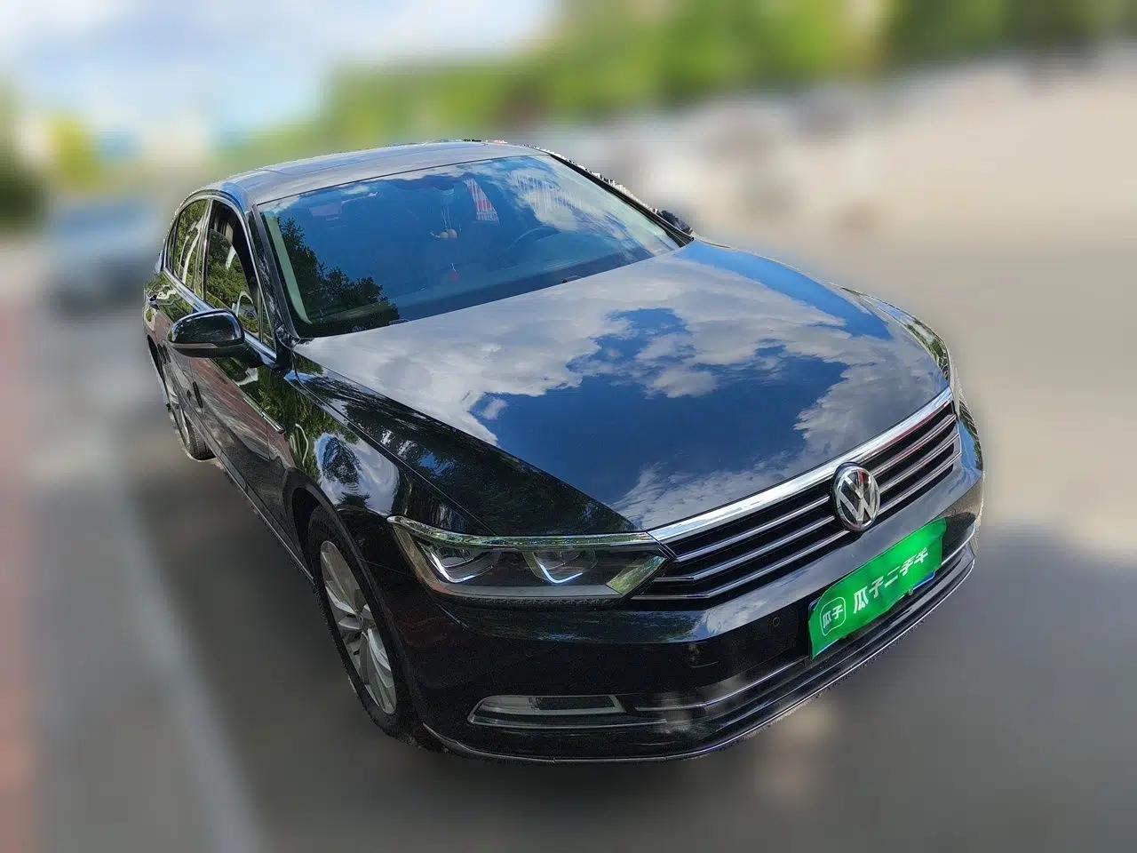 Volkswagen Magotan 2018 Facelift 330TSI DSG Luxury Model — миниатюра 3