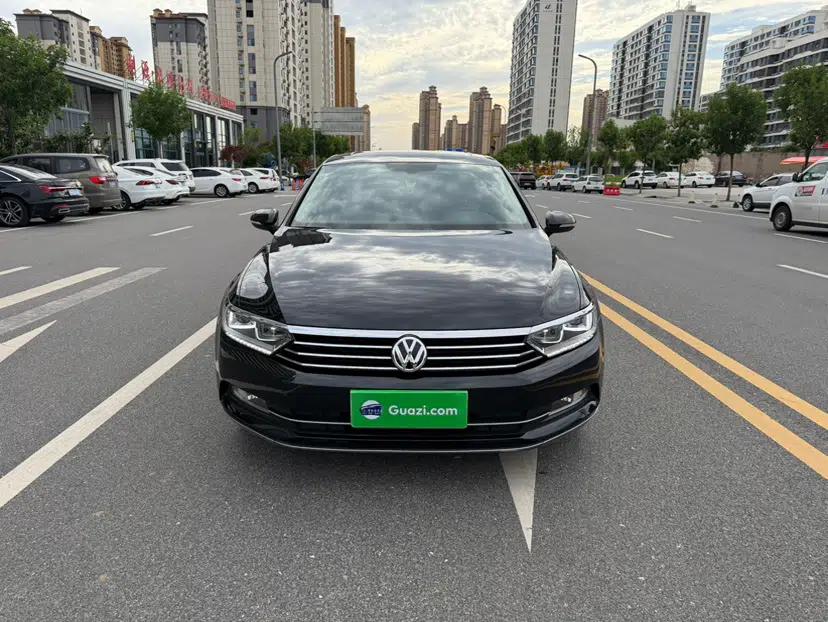 Volkswagen Magotan 2017 330TSI DSG Luxury Model — миниатюра 18