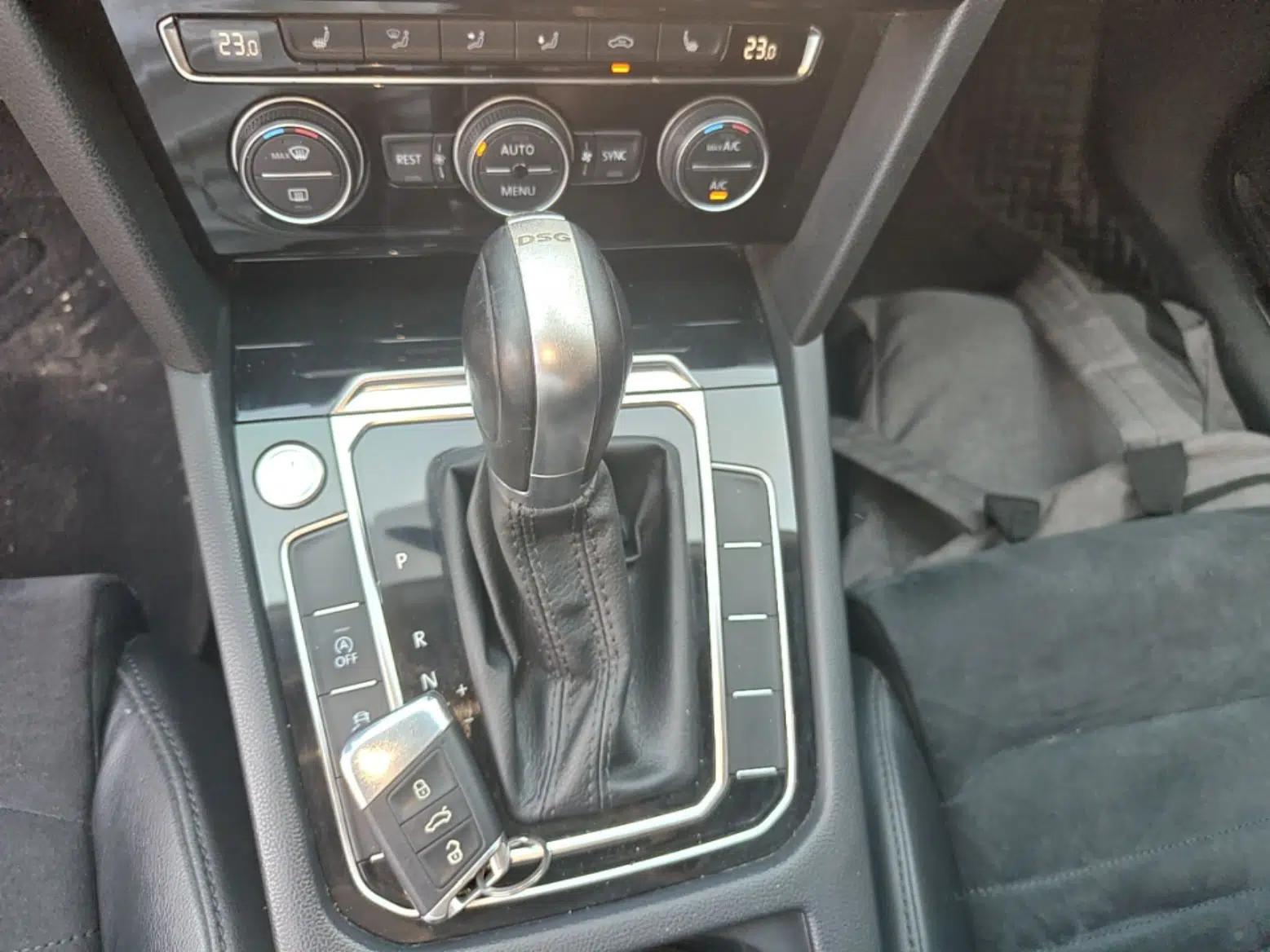 Volkswagen Magotan 2017 330TSI DSG Luxury Model — миниатюра 25