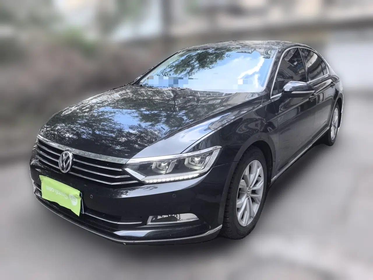 Volkswagen Magotan 2017 330TSI DSG Luxury Model — миниатюра 1