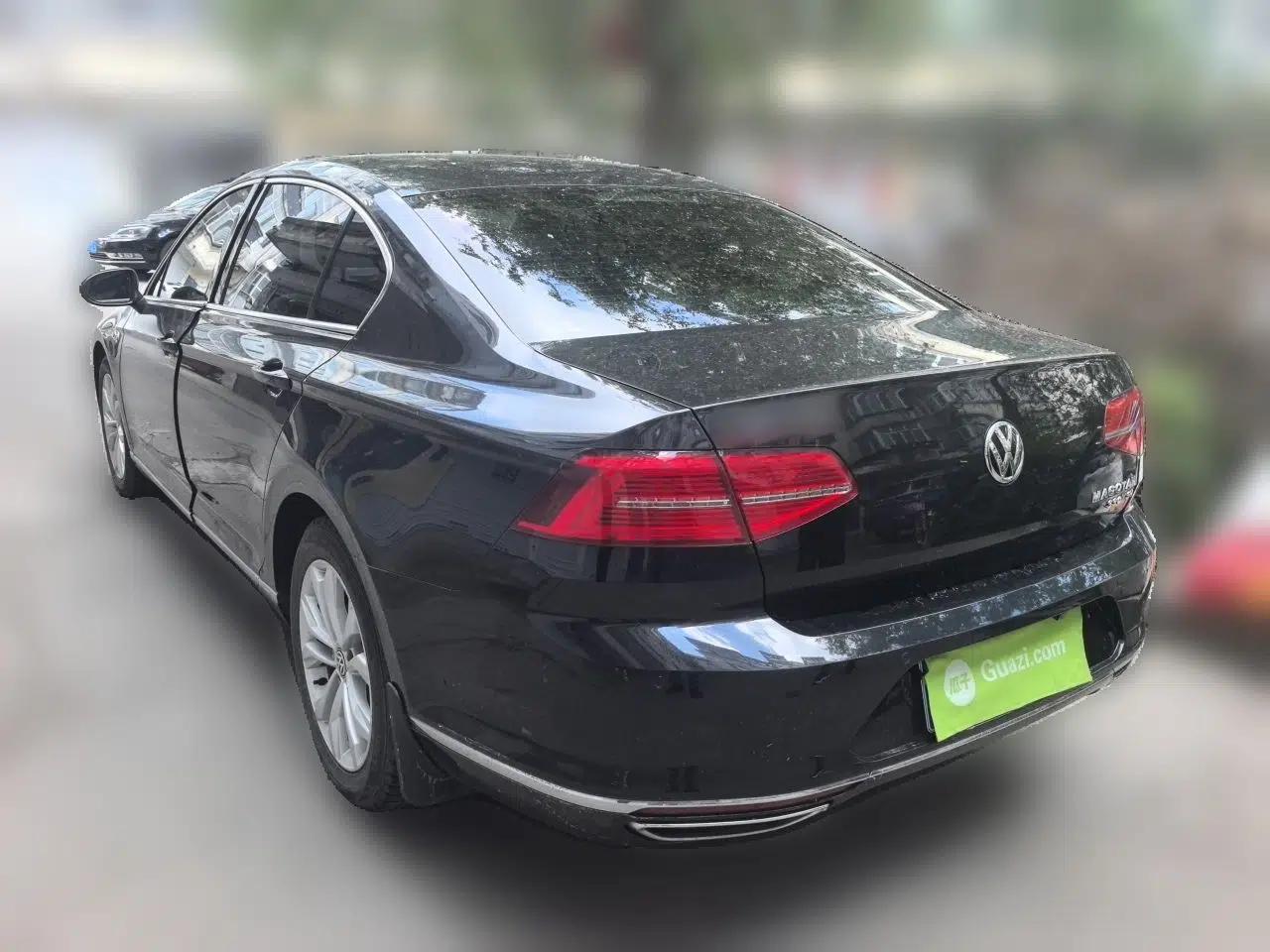 Volkswagen Magotan 2017 330TSI DSG Luxury Model — миниатюра 4