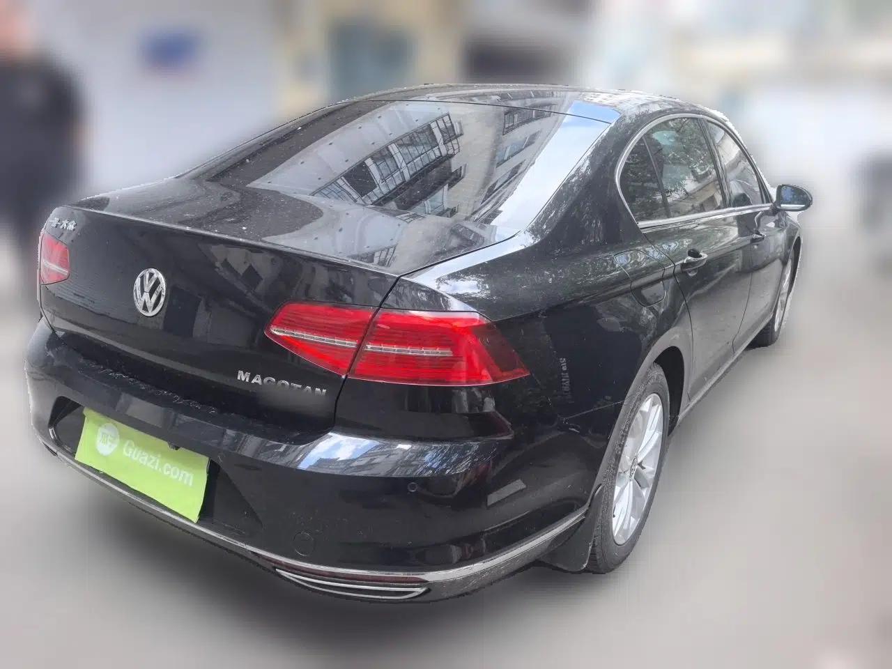 Volkswagen Magotan 2017 330TSI DSG Luxury Model — миниатюра 6