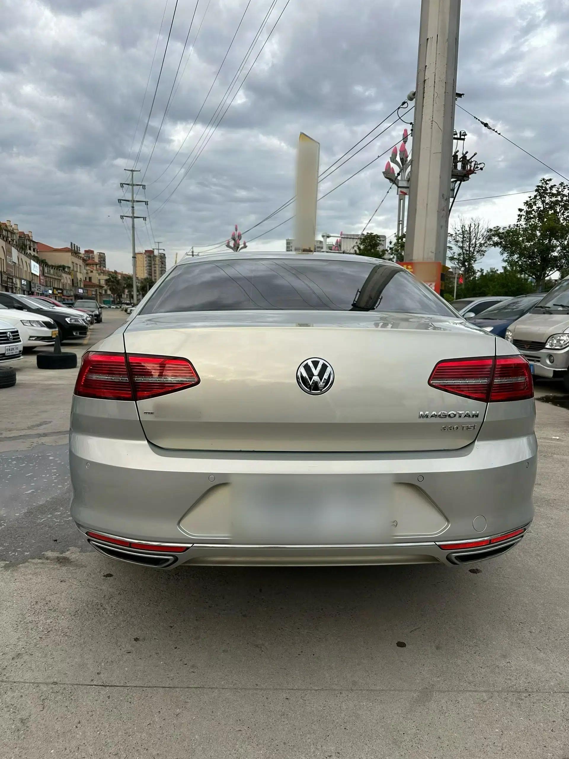 Volkswagen Magotan 2017 330TSI DSG Luxury Model — миниатюра 3