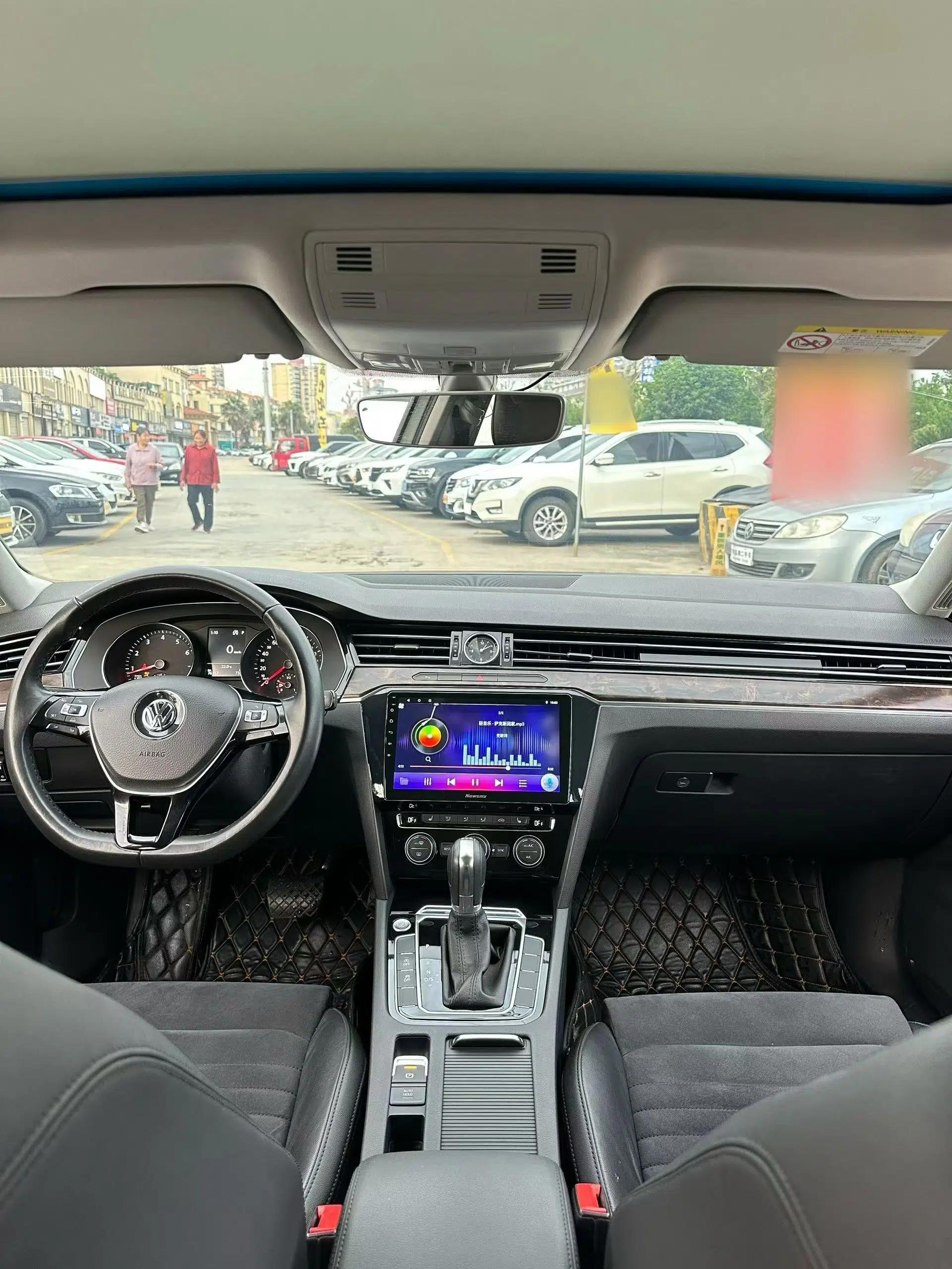 Volkswagen Magotan 2017 330TSI DSG Luxury Model — миниатюра 8