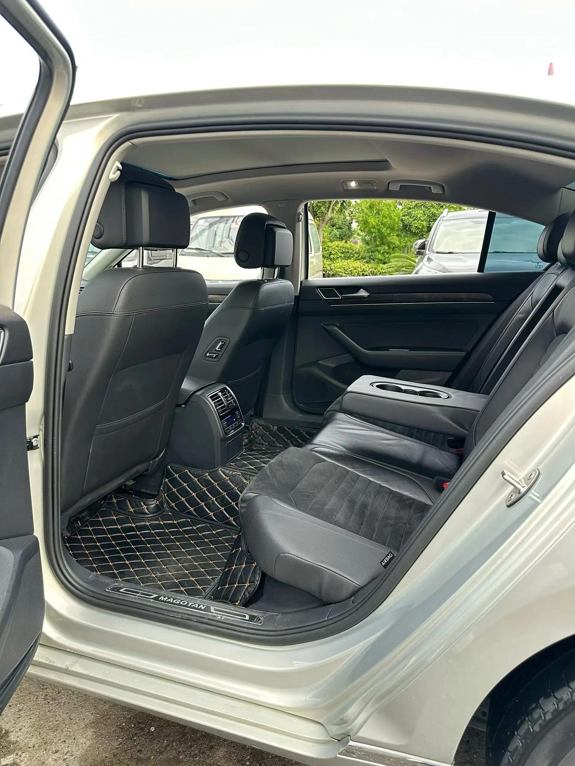 Volkswagen Magotan 2017 330TSI DSG Luxury Model — миниатюра 9