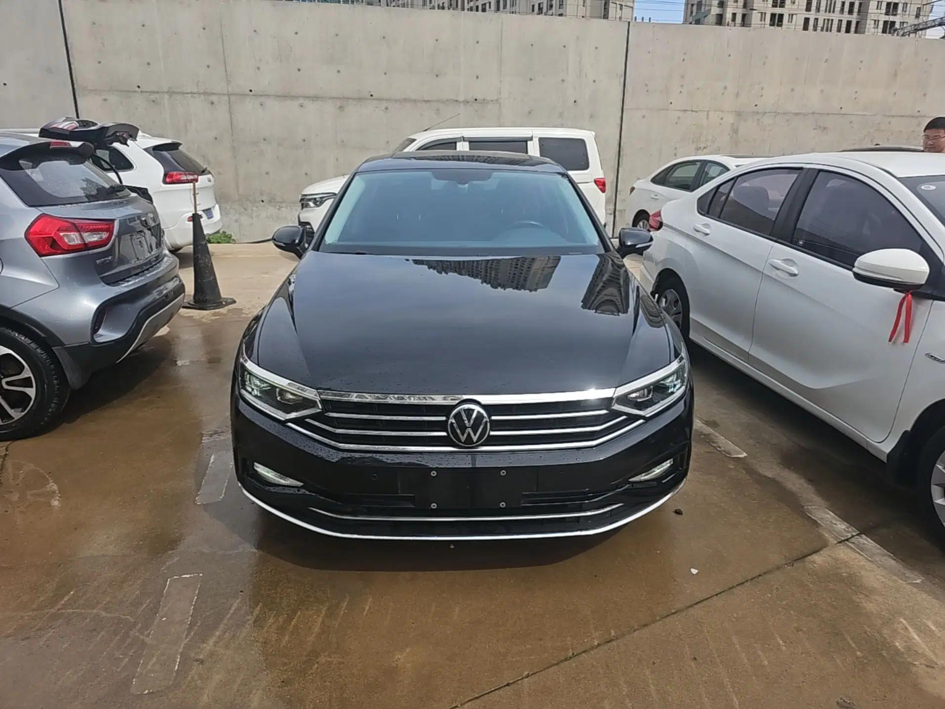 Volkswagen Magotan 2020 330TSI DSG Leading Model — миниатюра 2