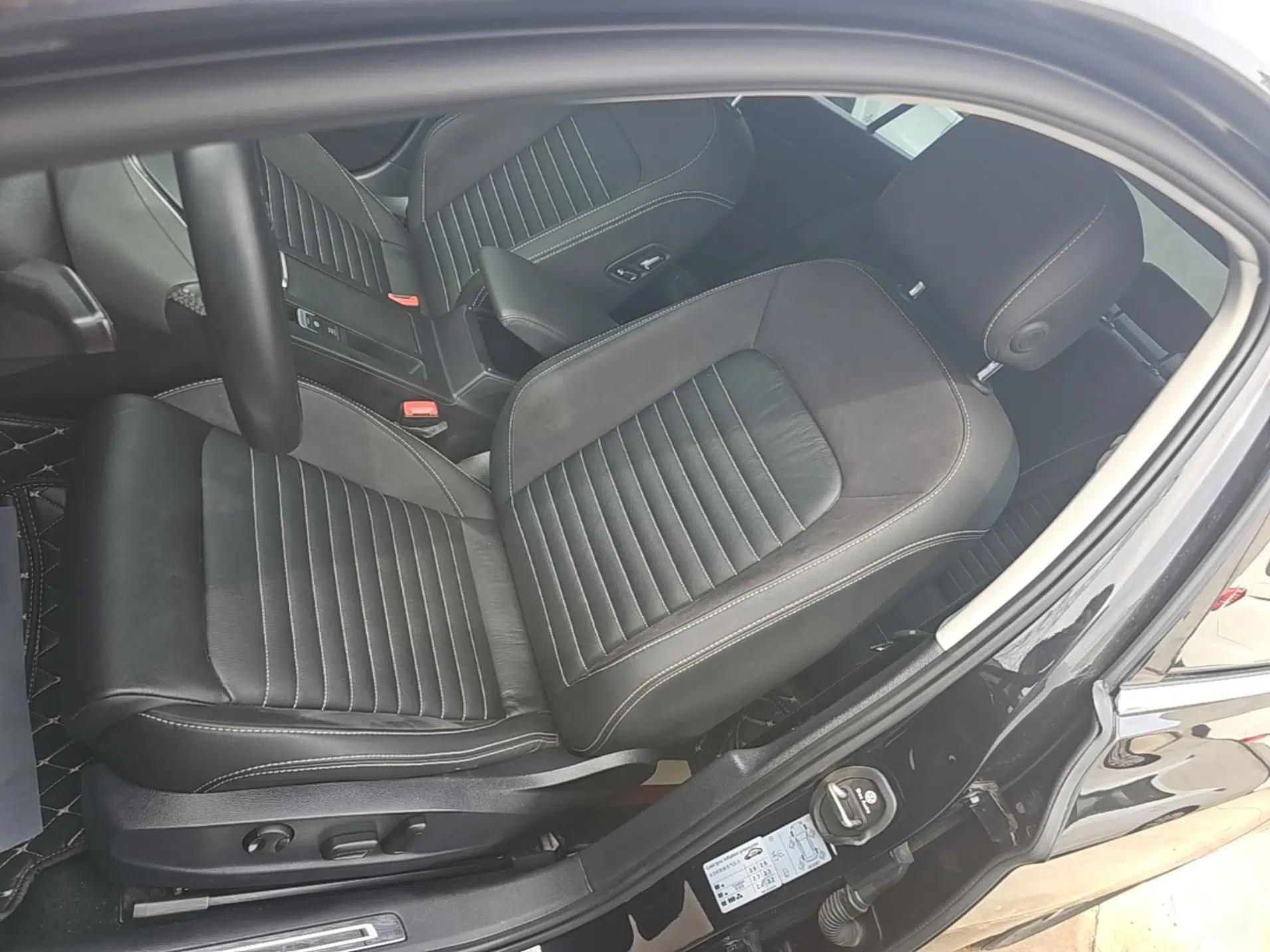 Volkswagen Magotan 2020 330TSI DSG Leading Model — миниатюра 17