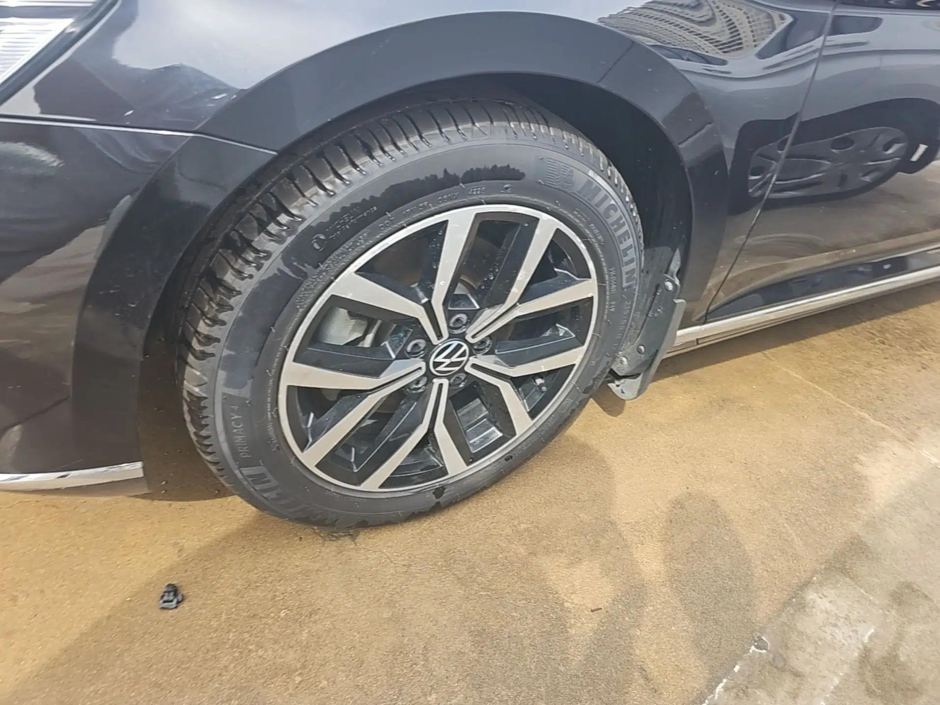 Volkswagen Magotan 2020 330TSI DSG Leading Model — миниатюра 10