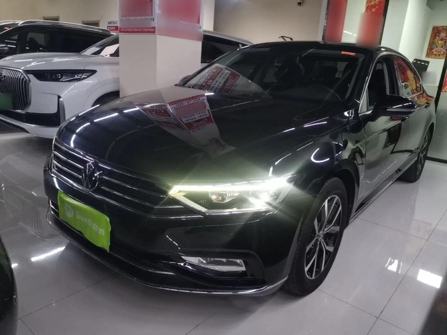 Volkswagen Magotan 2020 330TSI DSG Leading Model — миниатюра 1