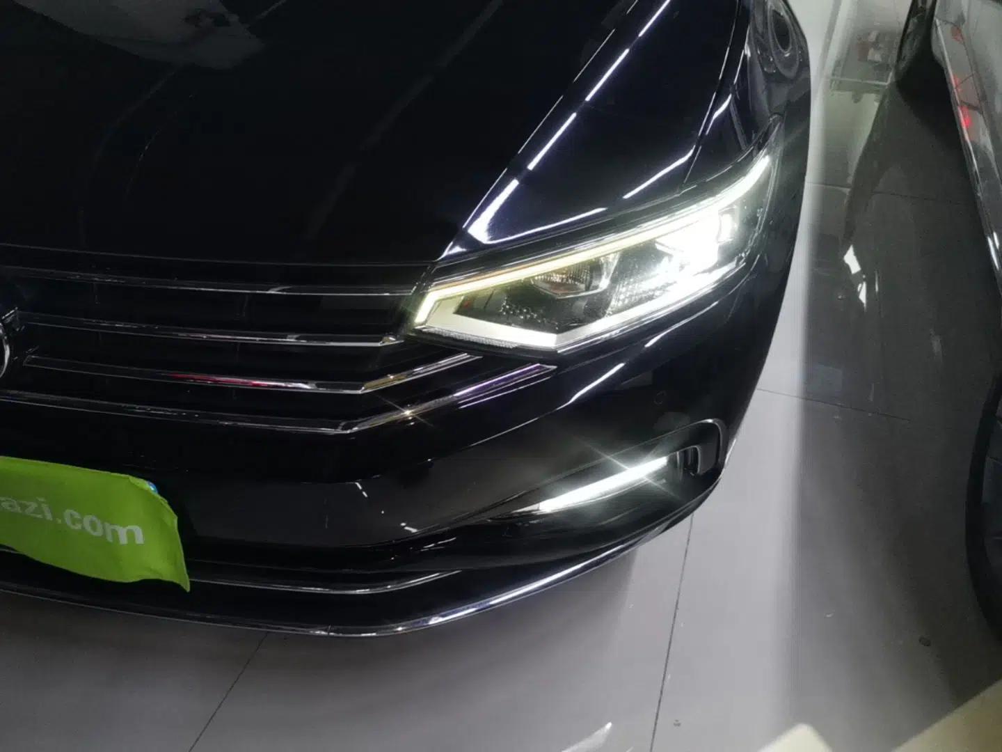 Volkswagen Magotan 2020 330TSI DSG Leading Model — миниатюра 8