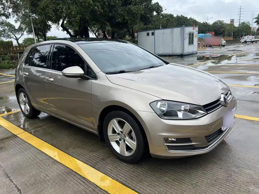 Volkswagen Golf 2016 1.6L Automatic Comfort Model — миниатюра 3