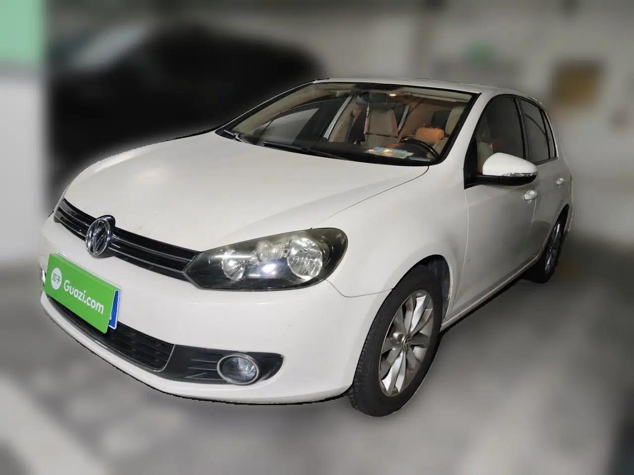 Volkswagen Golf 2012 1.6L Automatic Comfort Model — миниатюра 1