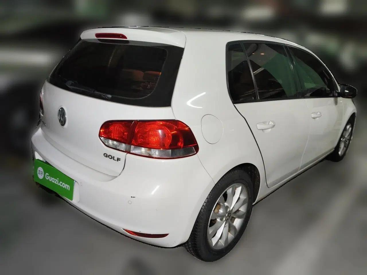 Volkswagen Golf 2012 1.6L Automatic Comfort Model — миниатюра 6