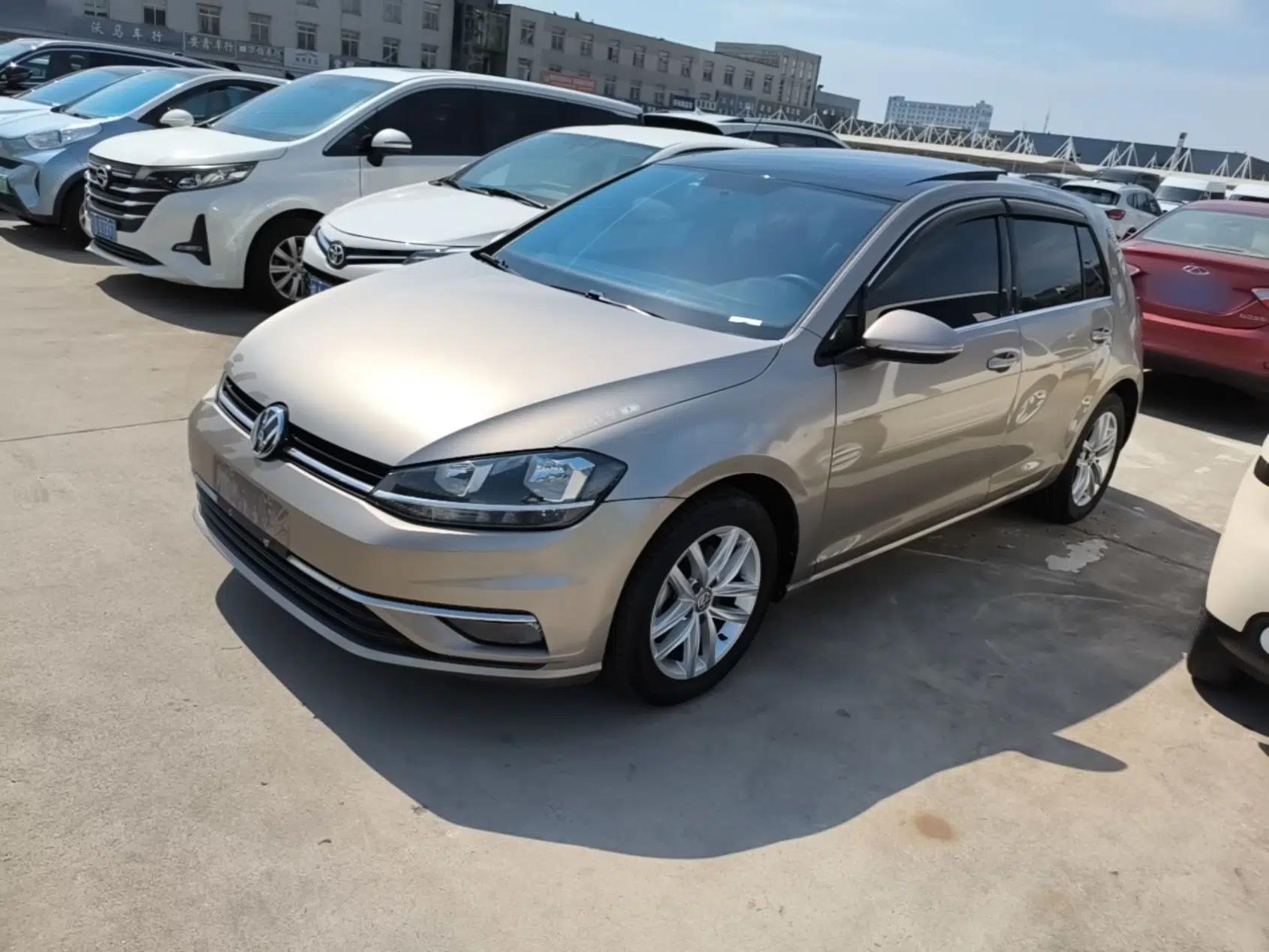 Volkswagen Golf 2018 230TSI Automatic Comfort Model — миниатюра 1