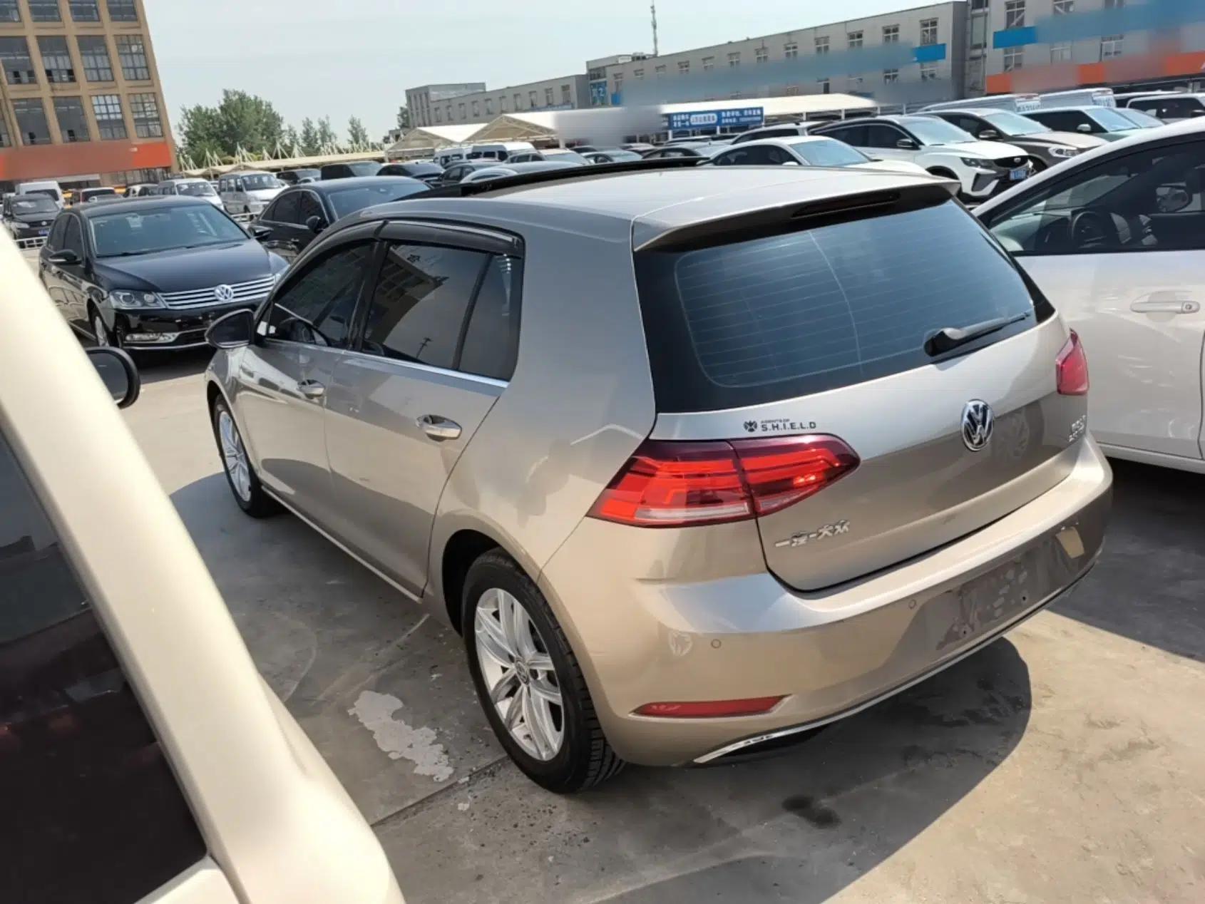 Volkswagen Golf 2018 230TSI Automatic Comfort Model — миниатюра 13