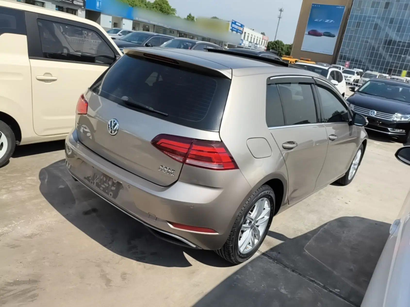 Volkswagen Golf 2018 230TSI Automatic Comfort Model — миниатюра 6