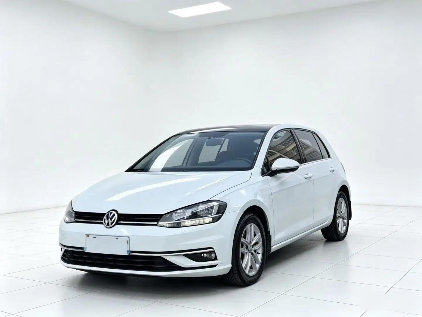 Volkswagen Golf 2018 230TSI Automatic Comfort Model — миниатюра 1