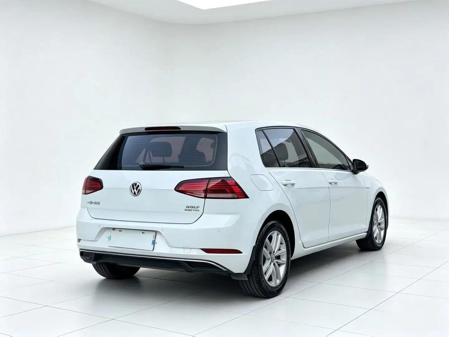 Volkswagen Golf 2018 230TSI Automatic Comfort Model — миниатюра 19