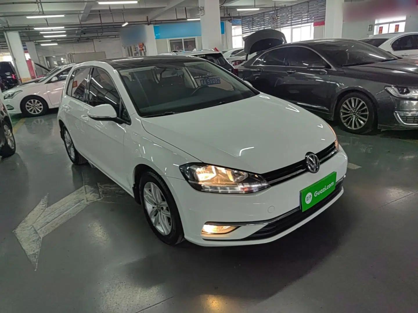 Volkswagen Golf 2018 230TSI Automatic Comfort Model — миниатюра 3
