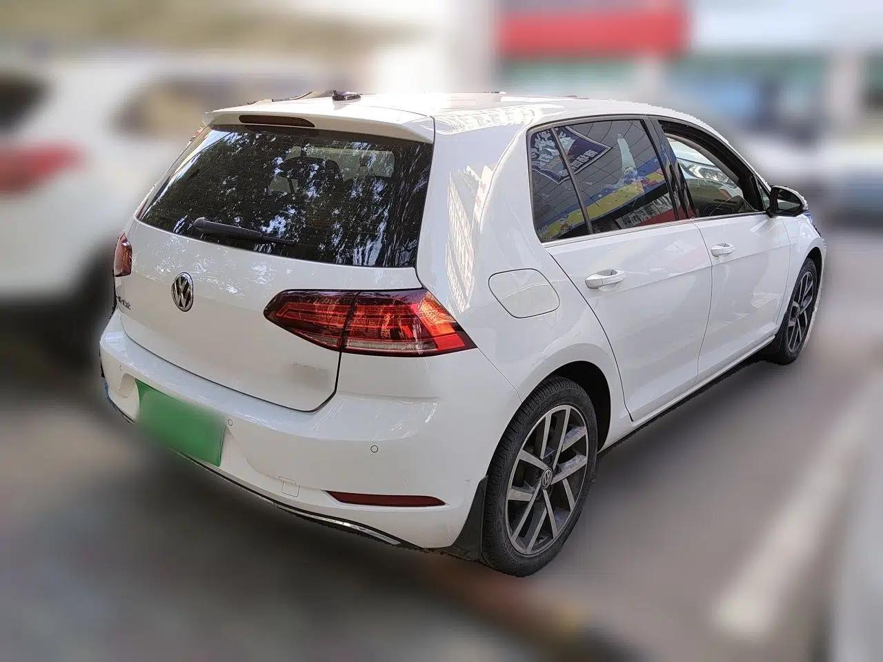 Volkswagen Golf 2020 200TSI DSG Comfortable and Ambitious Edition — миниатюра 6