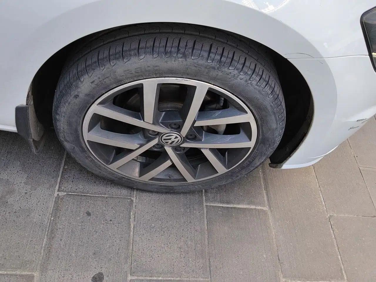 Volkswagen Golf 2020 200TSI DSG Comfortable and Ambitious Edition — миниатюра 8