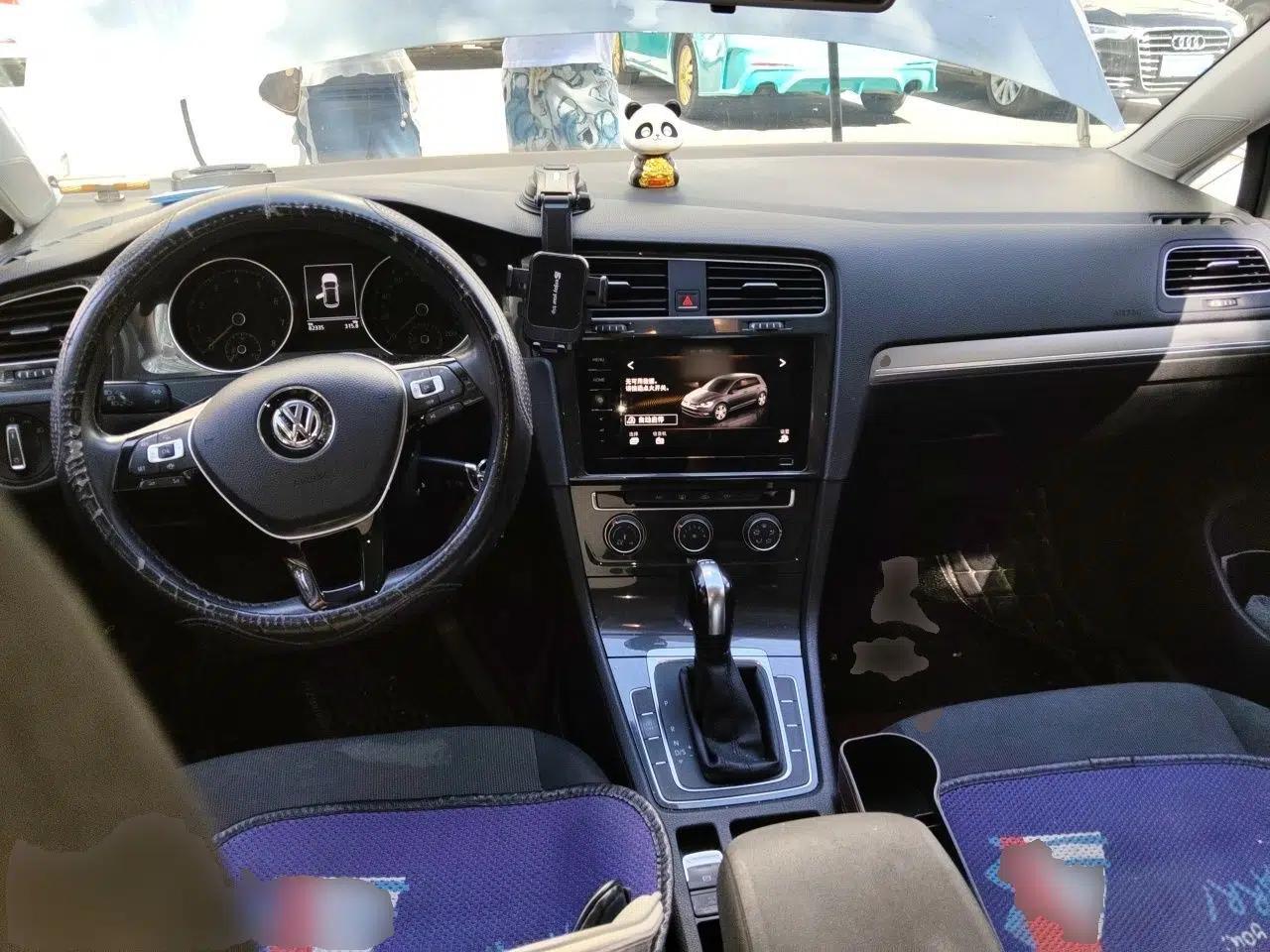 Volkswagen Golf 2020 200TSI DSG Comfortable and Ambitious Edition — миниатюра 9