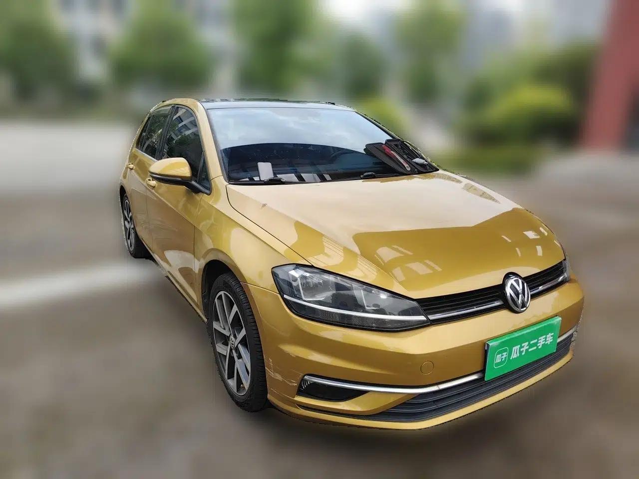 Volkswagen Golf 2018 230TSI Automatic Luxury Version — миниатюра 3