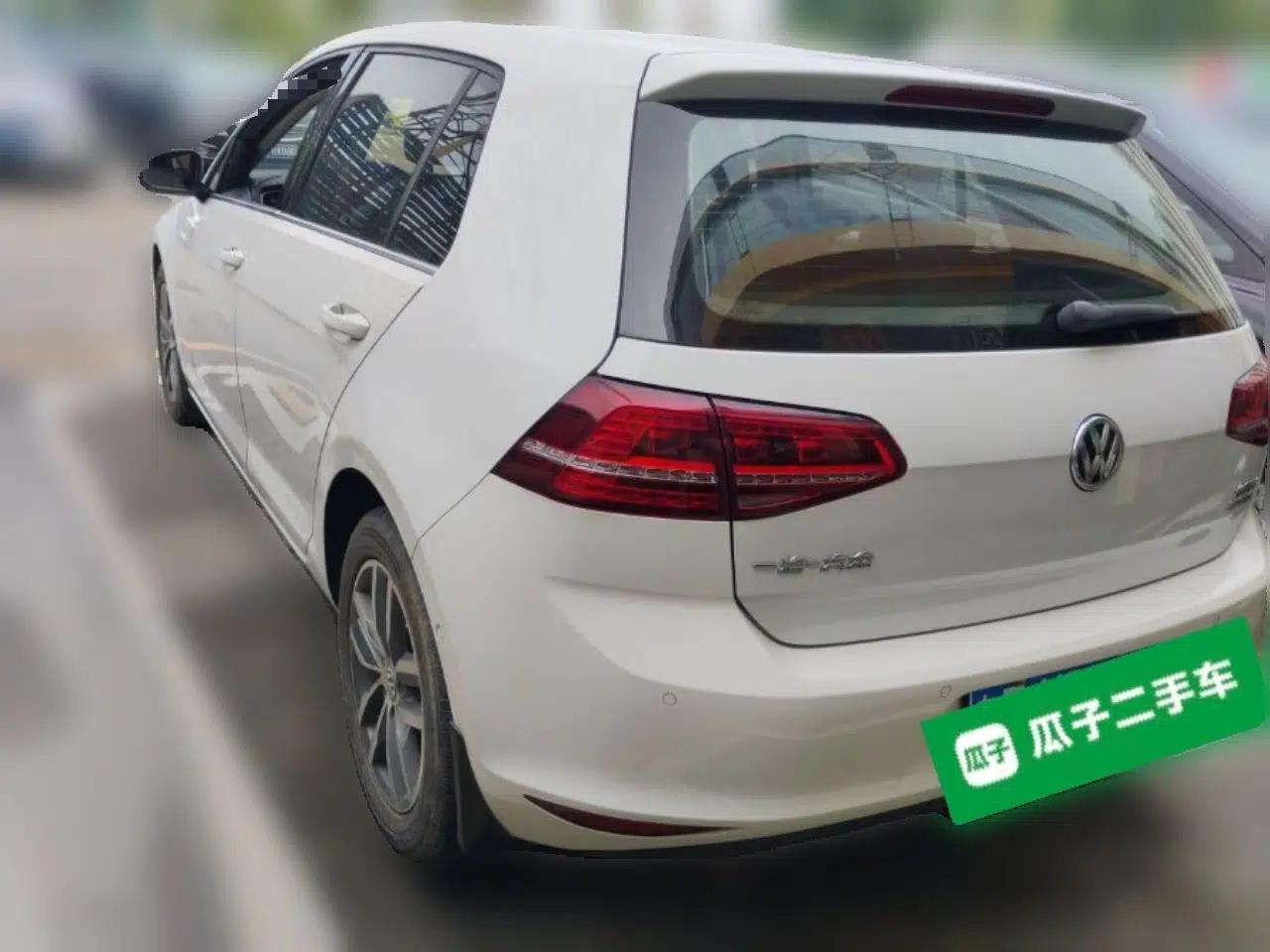 Volkswagen Golf 2017 230TSI Automatic Luxury Million-Vehicle Commemorative Edition — миниатюра 4