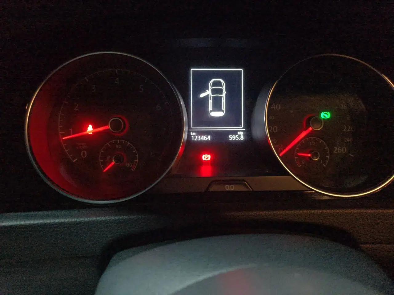 Volkswagen Golf 2018 280TSI Automatic R-Line Model — миниатюра 12