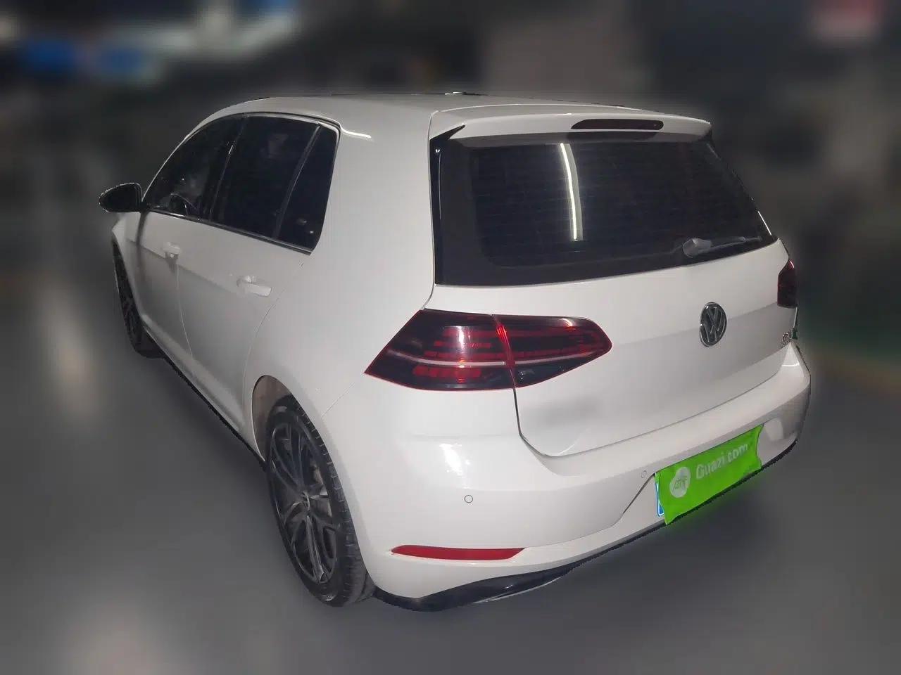 Volkswagen Golf 2018 280TSI Automatic R-Line Model — миниатюра 4
