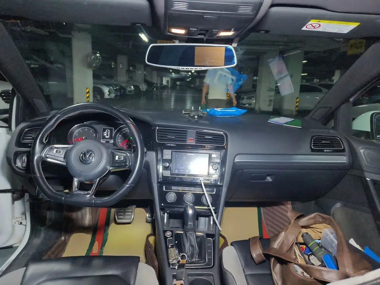 Volkswagen Golf 2018 280TSI Automatic R-Line Model — миниатюра 9