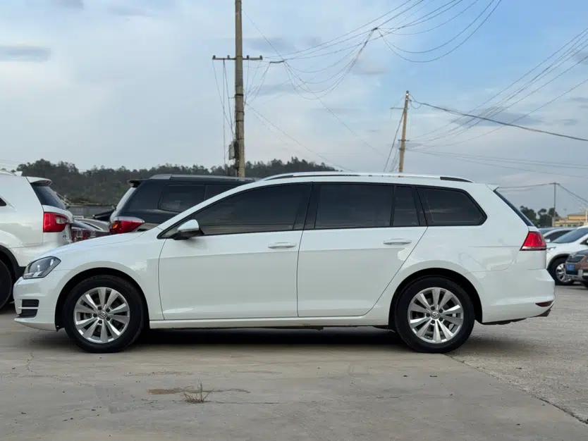 Volkswagen Golf 2015 1.4TSI Comfort Travel Edition — миниатюра 3