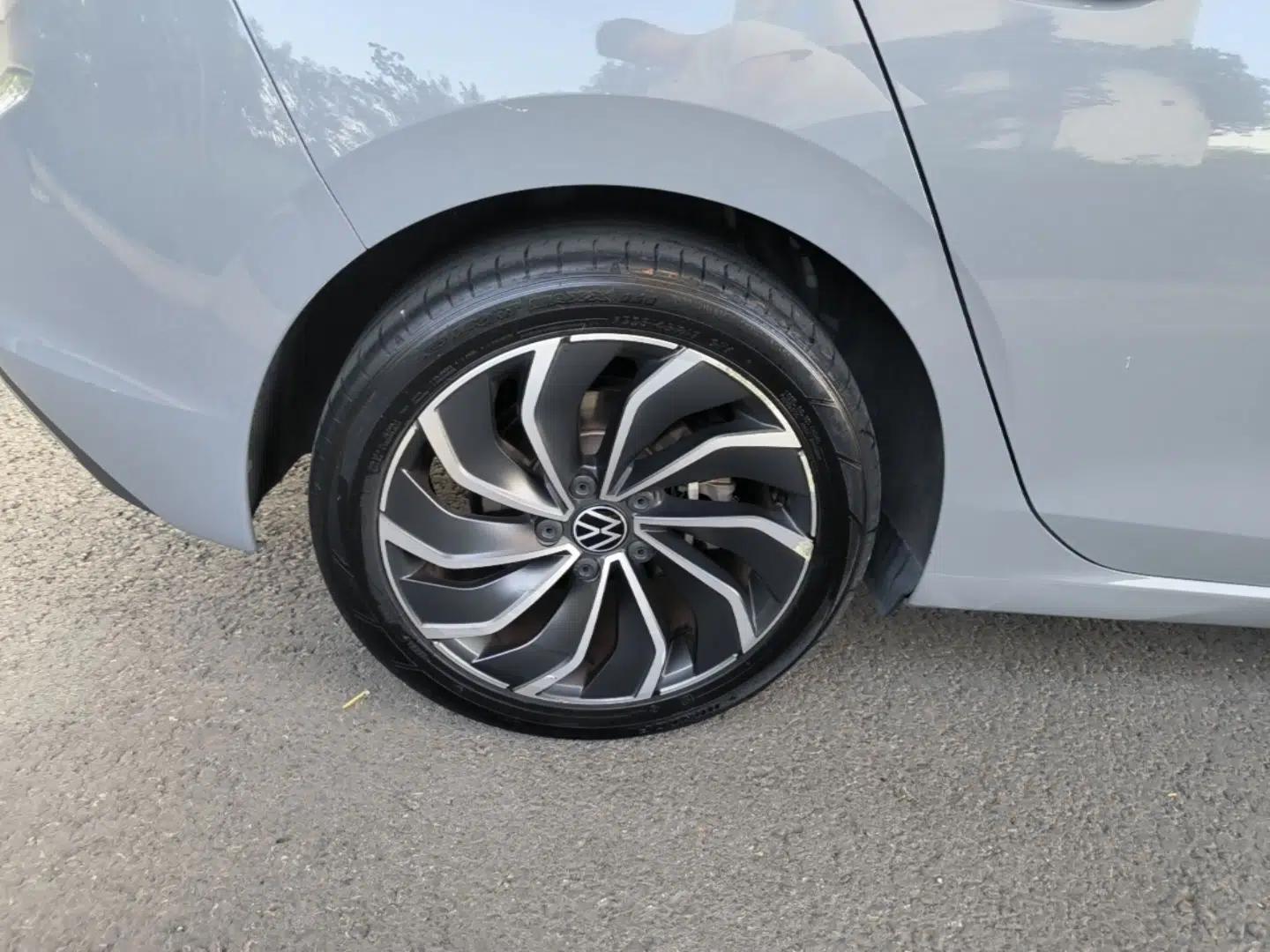 Volkswagen Golf 2021 280TSI DSG 30th Anniversary Edition — миниатюра 16