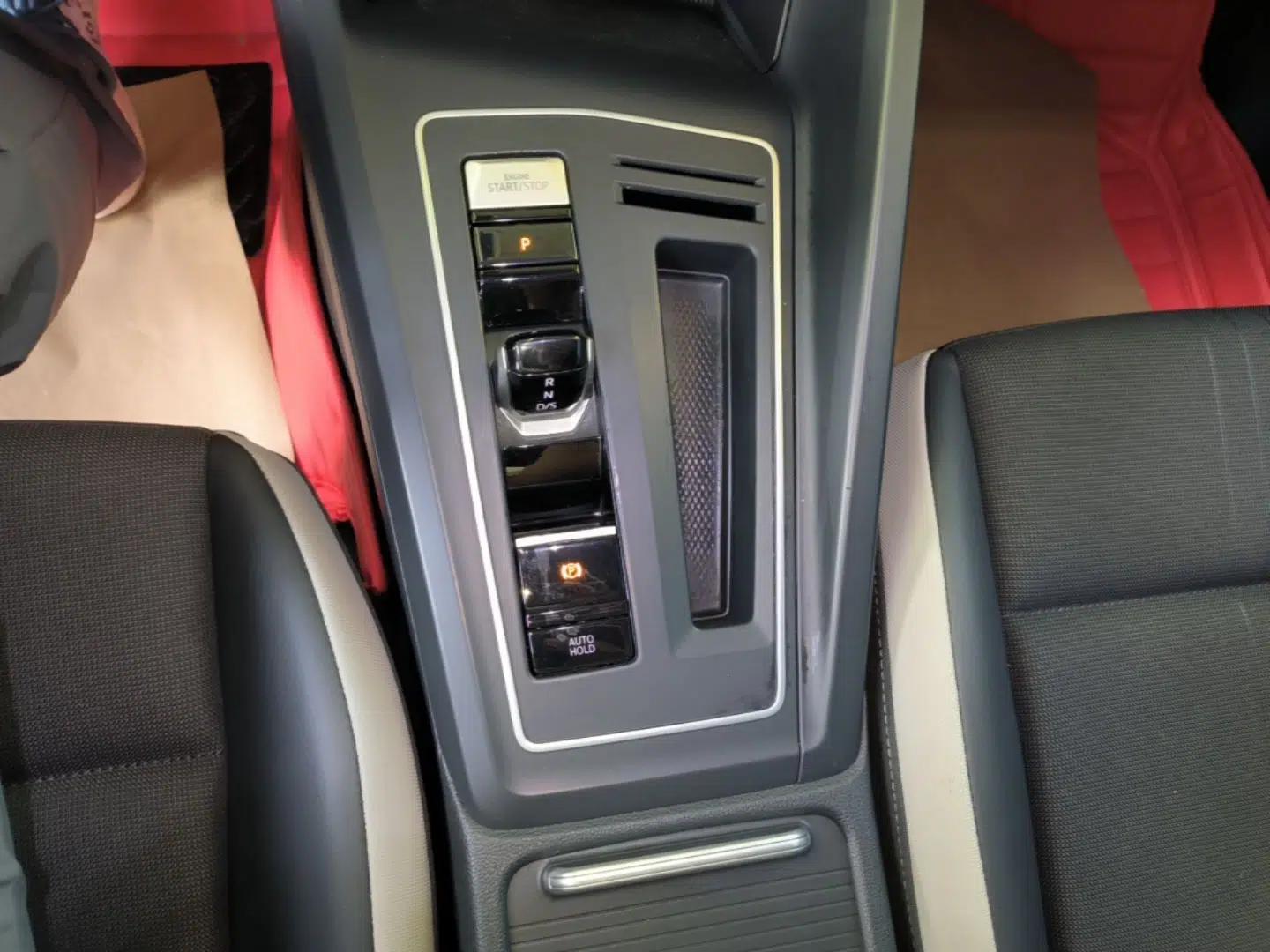 Volkswagen Golf 2021 280TSI DSG 30th Anniversary Edition — миниатюра 21