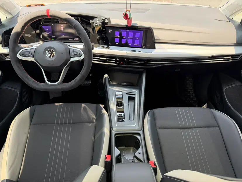 Volkswagen Golf 2023 280TSI DSG Pro — миниатюра 8