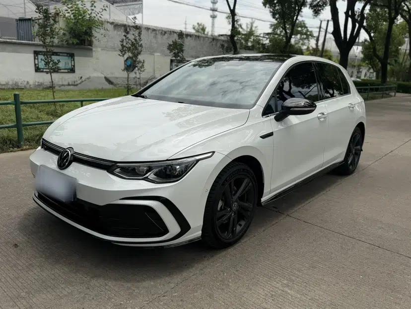 Volkswagen Golf 2021 280TSI DSG Pro First Edition — миниатюра 1
